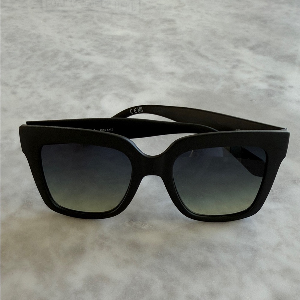 Quay Australia Black Frame Sunglasses with Gradient Lenses